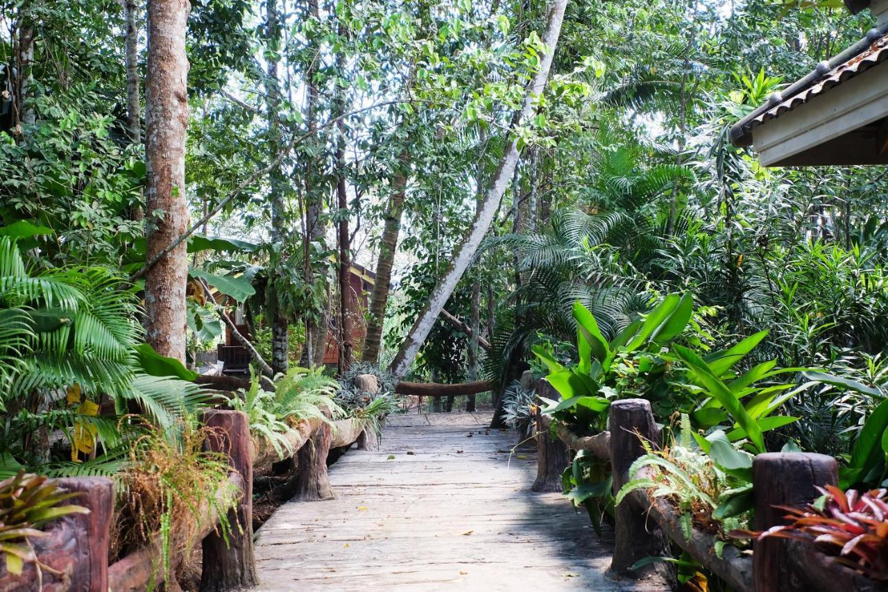 Oyo 604 Ruen Mai Horm Resort Trang Kültér fotó